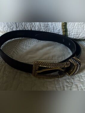 Carlisle Black Leather Strap with Embossed Logo